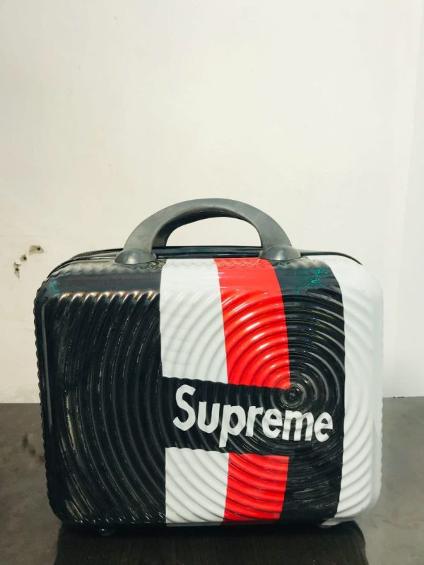 Supreme Fancy Kit Box